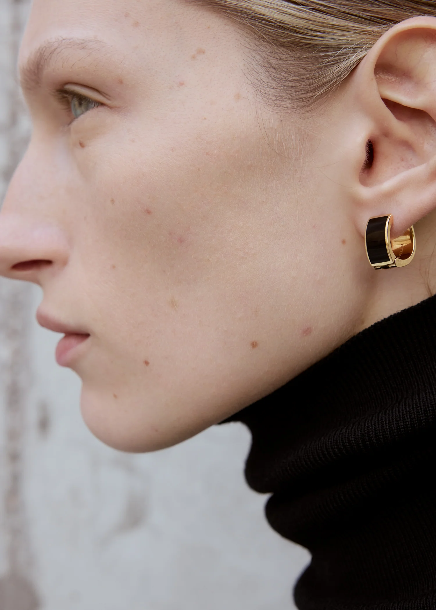 Signature hoops black/gold - Image 3
